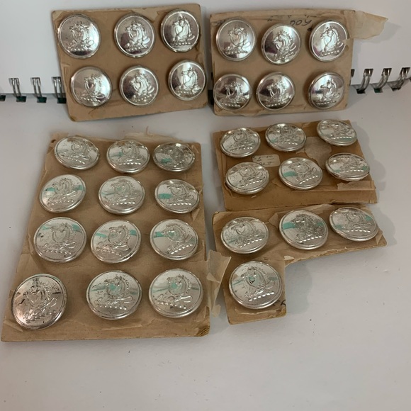 Vintage Horse Equestrian Silver Tone Metal Buttons-Set Of 34 - Picture 1 of 4